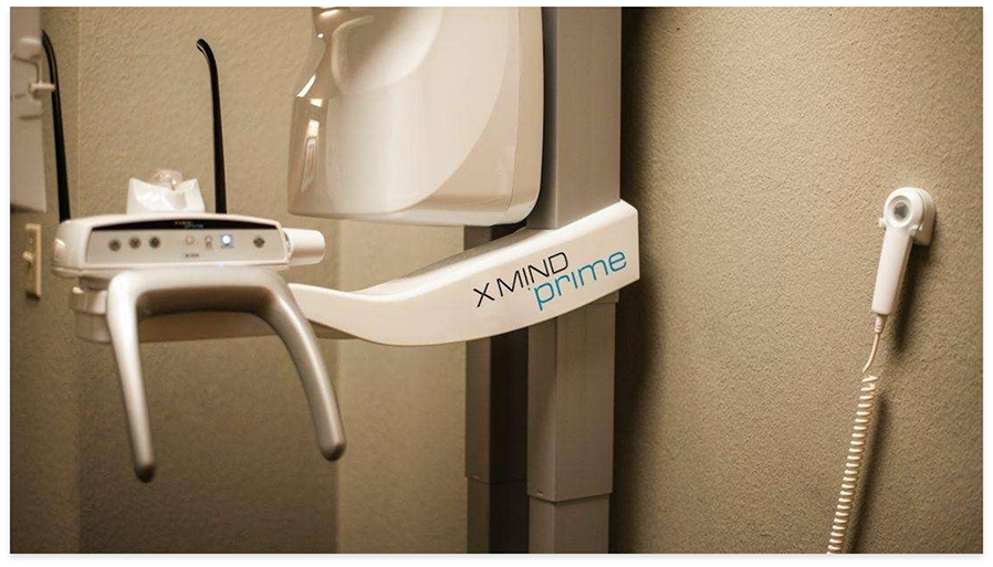 XMind Prime device in a dental office